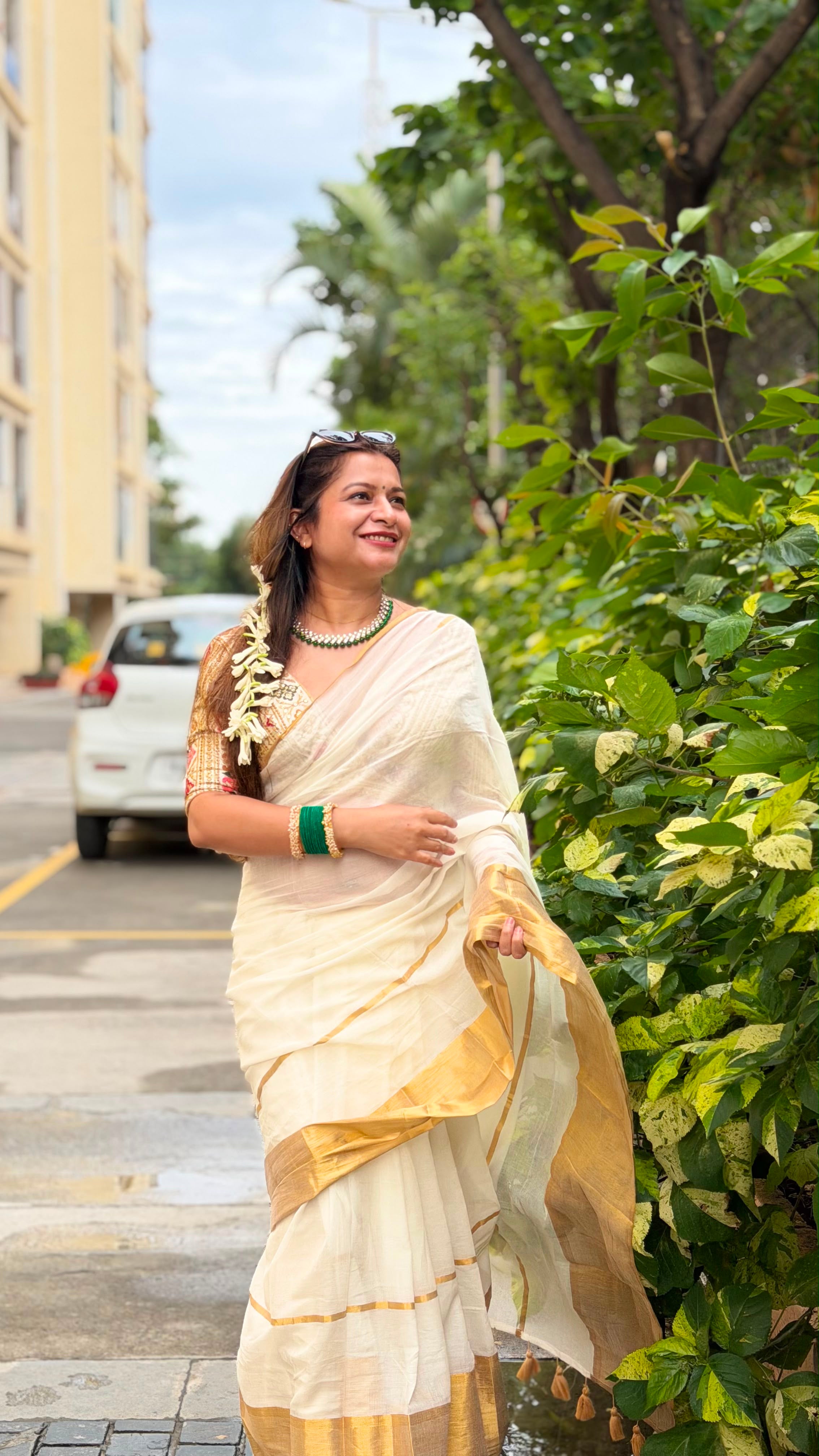 Kasavu Katha